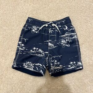 GAP Boy’s Navy/White Tropical Print  Swim Trunks in XS (4-5)